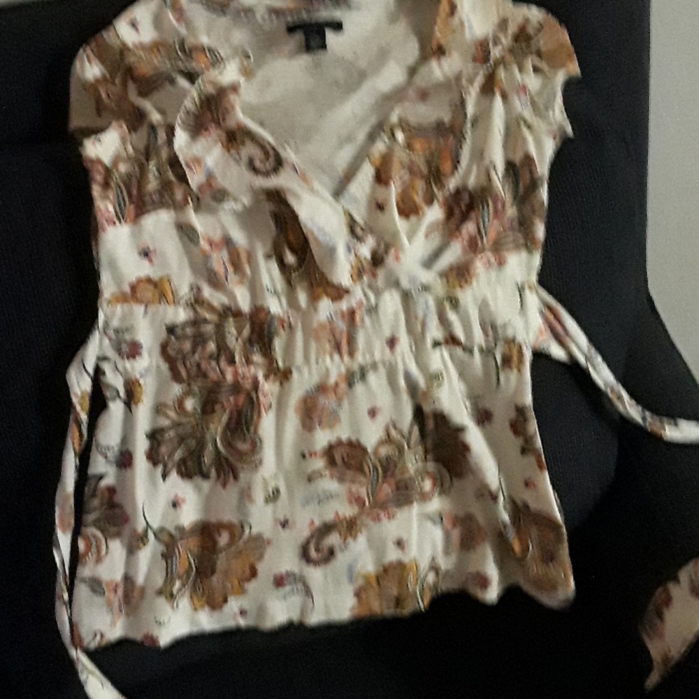 Wrap paisley summer top